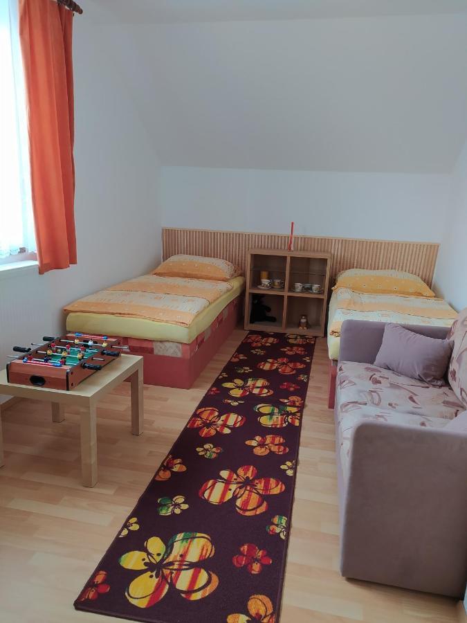 Apartmány u Torína Bozi Dar Exterior foto
